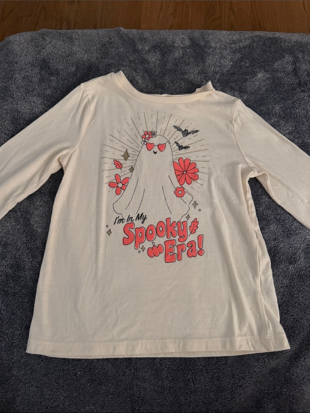 OshKosh B'gosh Cream Long-Sleeve Tee with Red-Pink Ghost Graphic